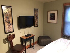 1 bedroom, desk, iron/ironing board, free WiFi