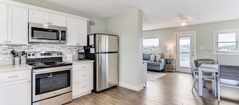 Renovated Beachfront Cottage with Old-Fashioned Amelia Island Charm!