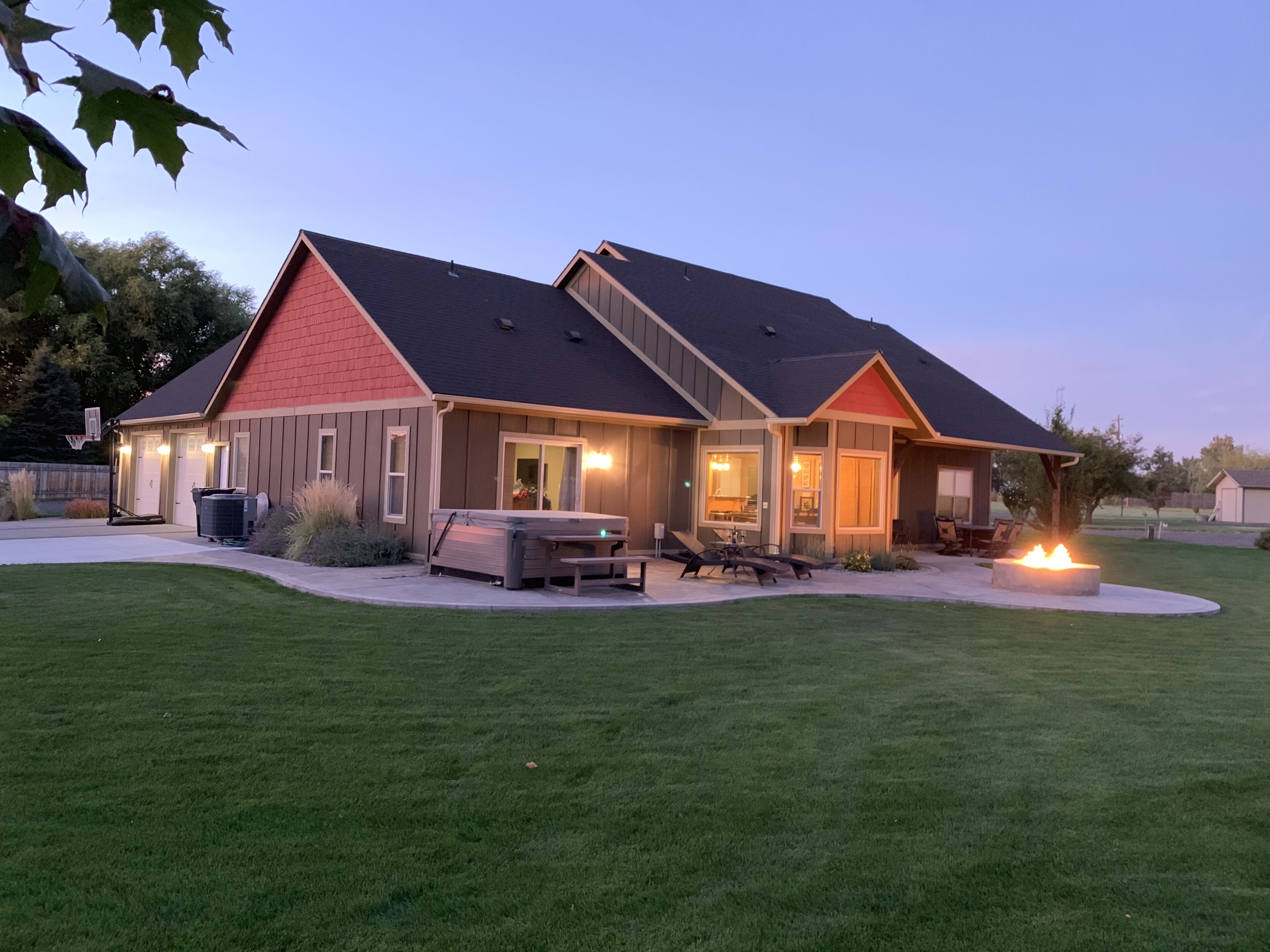 South Side Winery District Retreat - Hot Tub, Gas Fire Pit, & Miniature Goats!