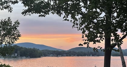 Uusi valtava kaunis talo-16 Acres-2 min Jiminy! VARAA NYT SKI !!!