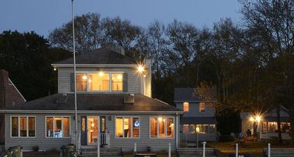 Exceptional River Front Family Retreat! - Dock, Private Beach & Bungalows