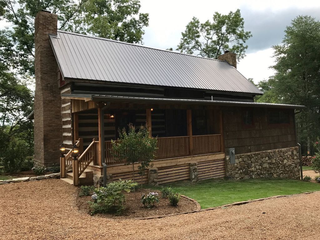 "New" 1800's Log Cabin Getaway • Kennedy Cabin At High Falls • Amazing Views