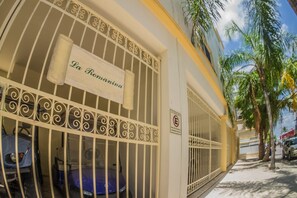 Entrada de la propiedad