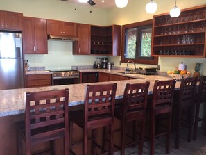 Villa, Multiple Beds, Non Smoking, Ocean View | Private kitchen | Full-size fridge, microwave, oven, stovetop