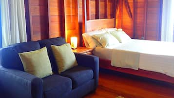 Villa, Multiple Beds, Non Smoking, Ocean View | 2 bedrooms, individually decorated, individually furnished, free WiFi