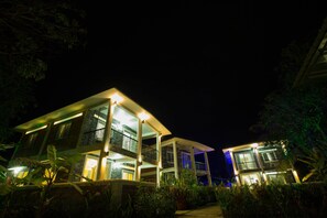 Front of property – evening/night - Kasima Villas (Siem Reap)