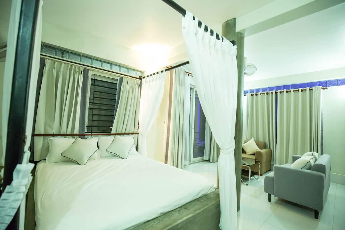 Villa (Kasima Tre) | Meja, langsir/tirai gelap terus, kalis bunyi, Wi-fi percuma