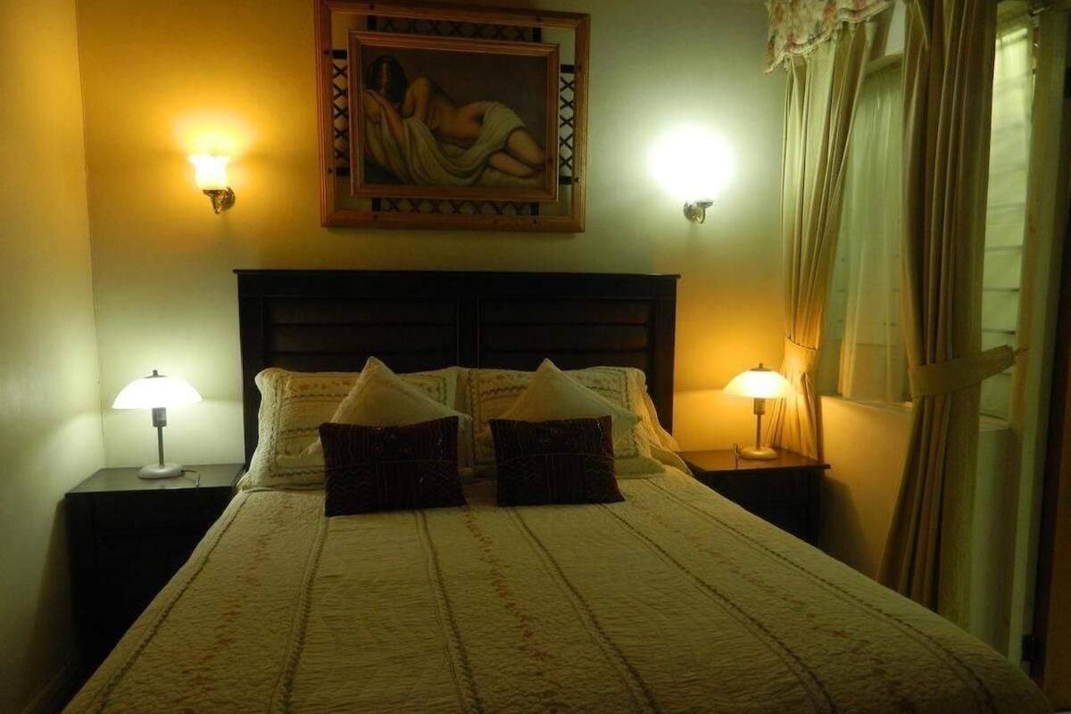 Doppia Standard, 1 letto matrimoniale, non fumatori | Una scrivania, Wi-Fi gratuito, lenzuola