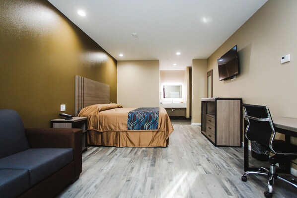 ピロートップベッド、客室ごとに異なる装飾、客室ごとに異なるインテリア、デスク