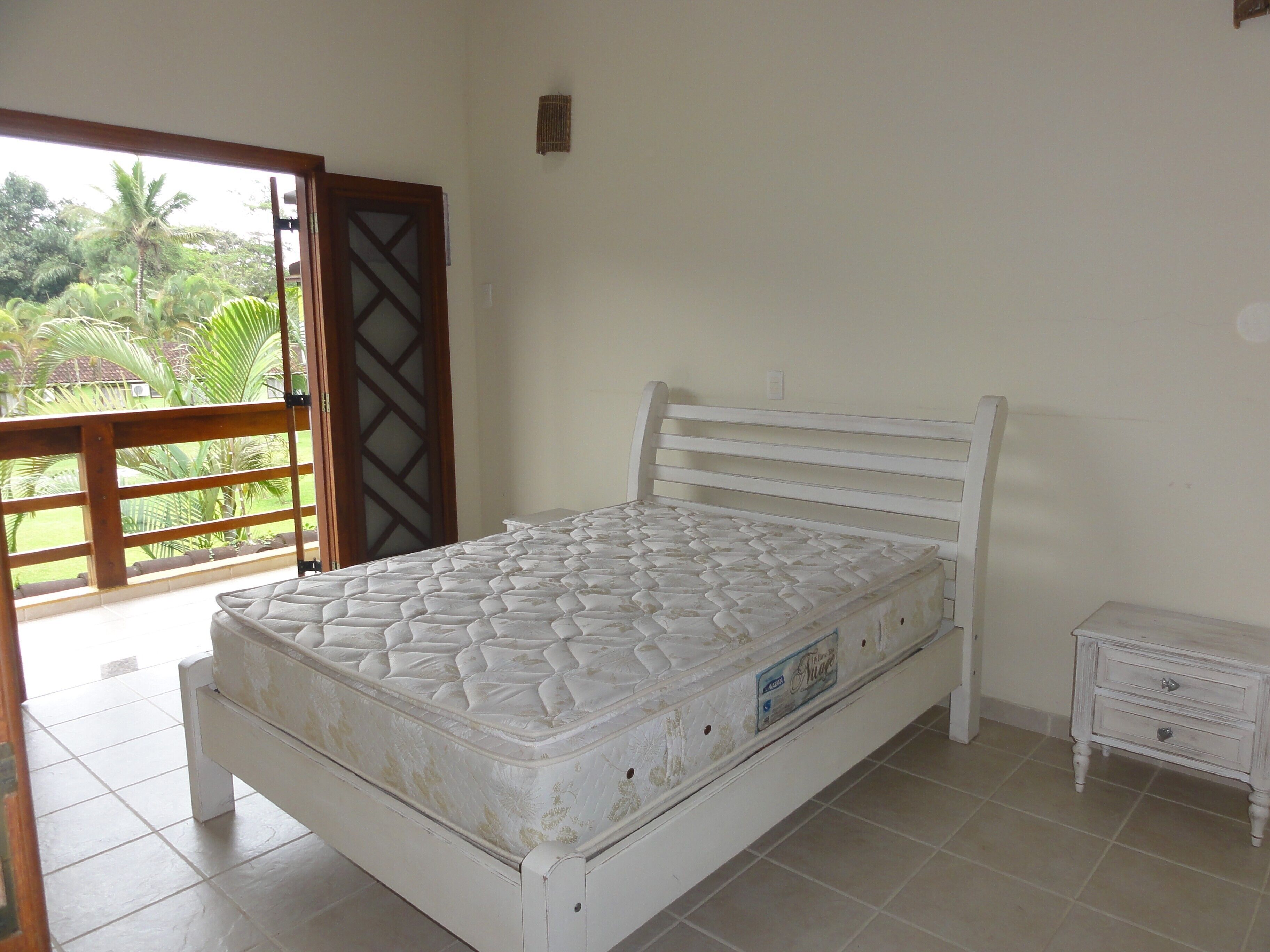 CLOSED CONDOMINIUM IN JUQUEHY- 3 DORMS, SUITE, 8 PEOPLE