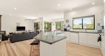 The Haven - sleeps 13