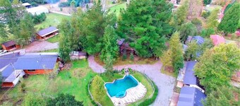 Cabañas en Centro Turístico and Licanray