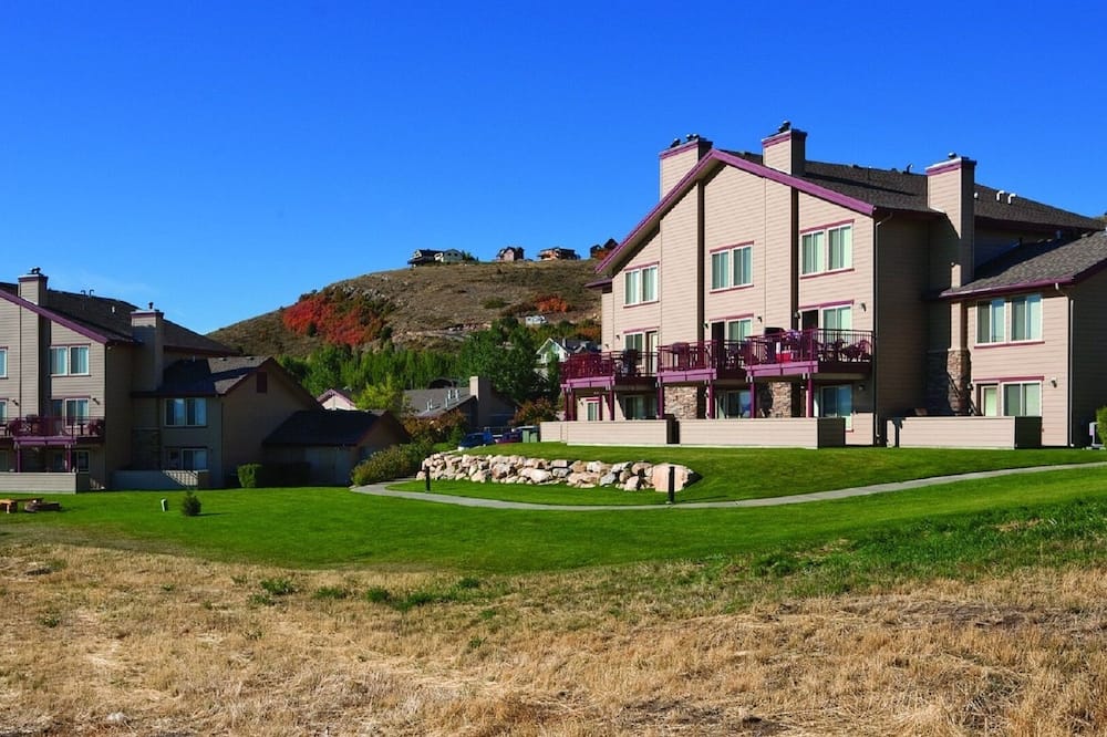 Amazing golf, fishing, water sports, skiing, and more!