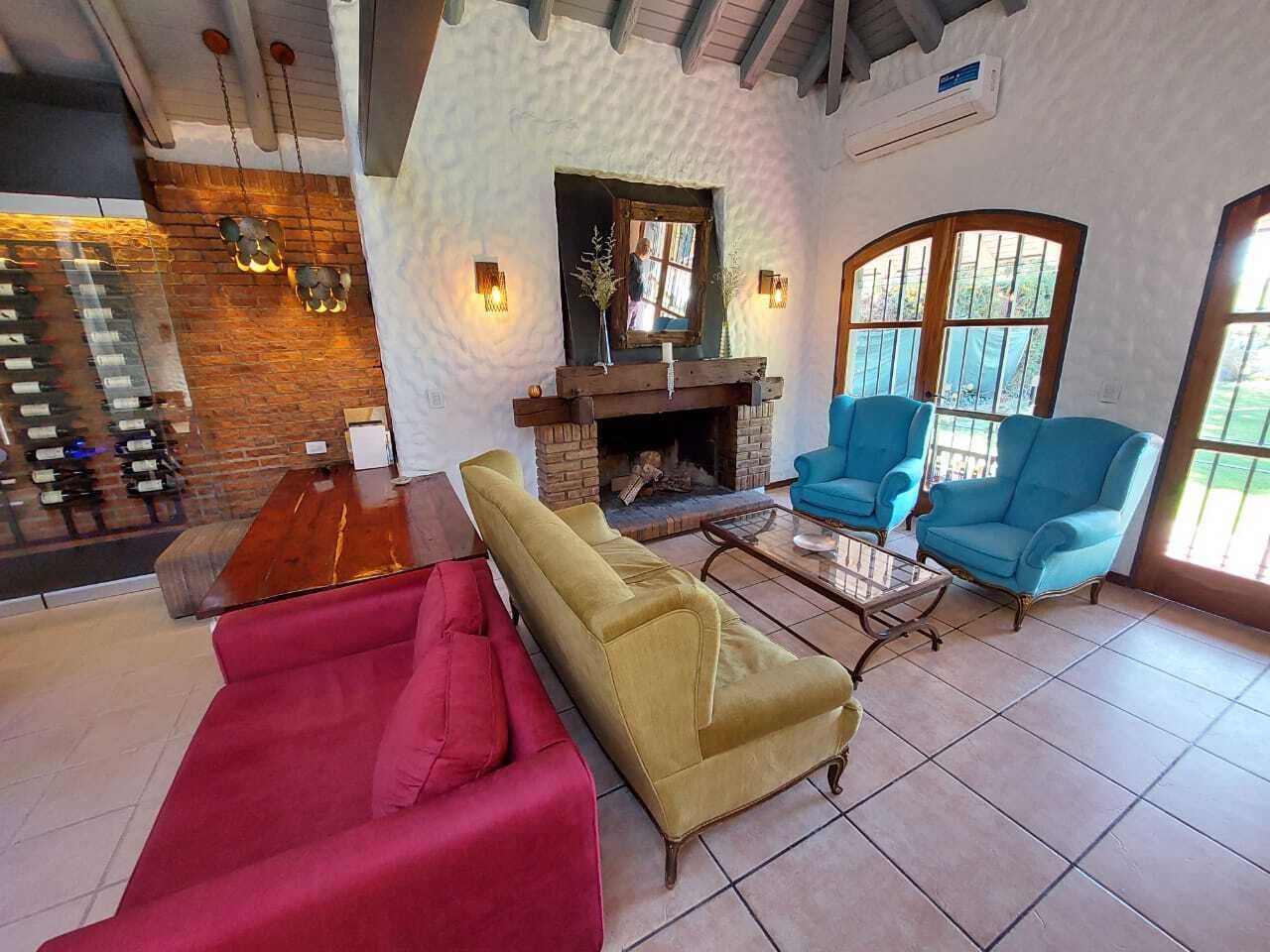 Experience Luxury and Serenity at Makeda Lodge, with pool. - Your Dream Retreat