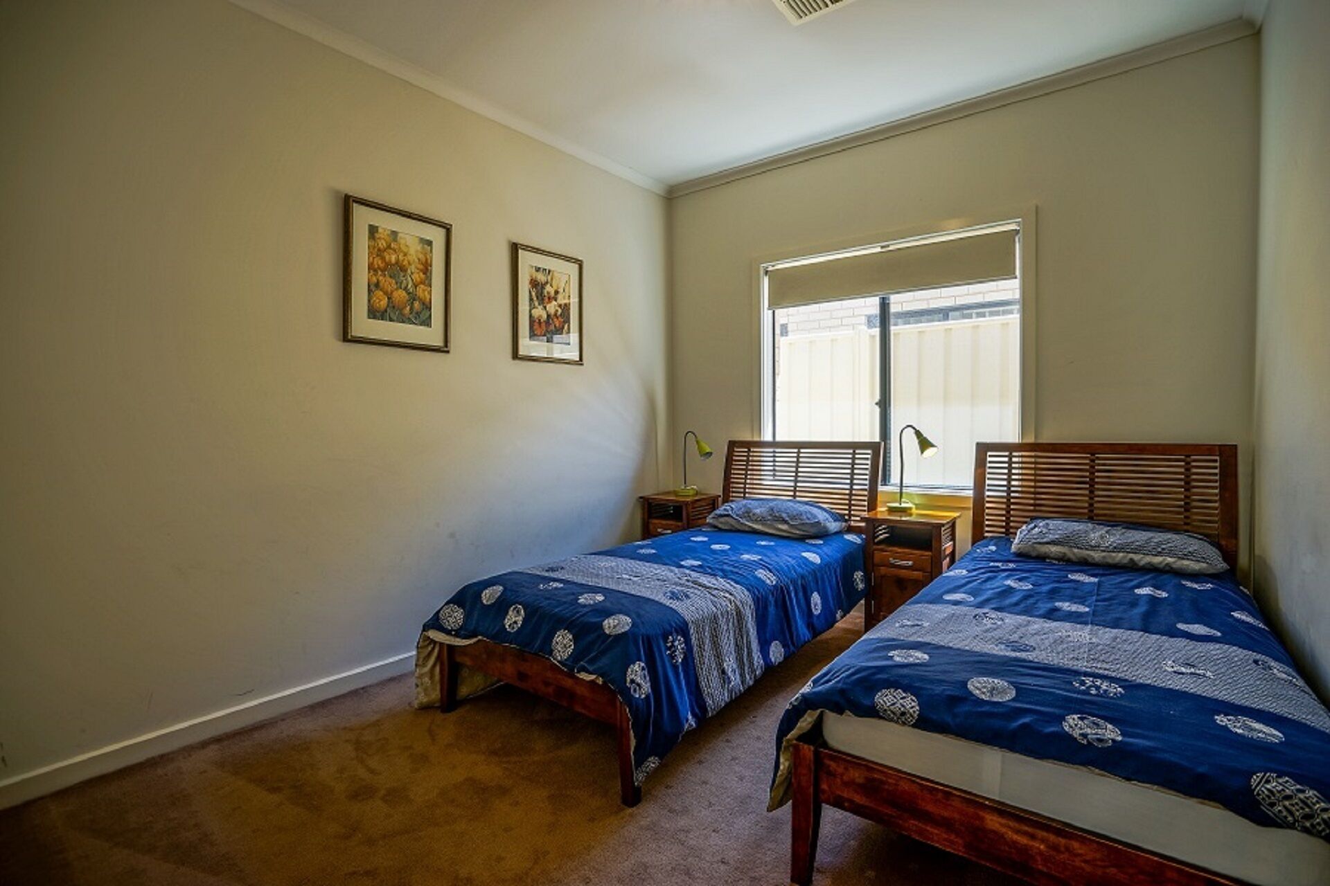 Beautiful marina property with own pontoon — image 6