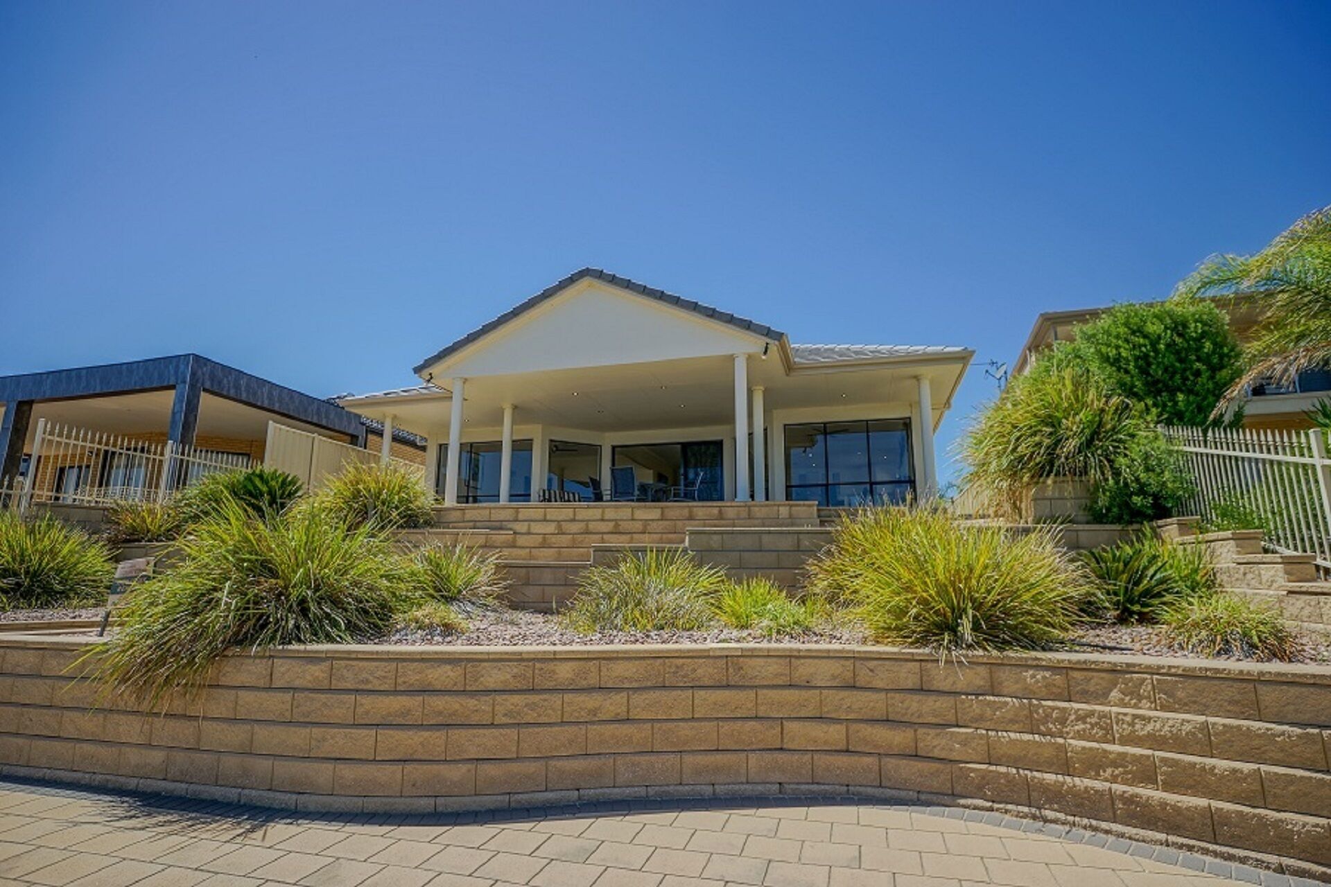 Beautiful marina property with own pontoon — image 24