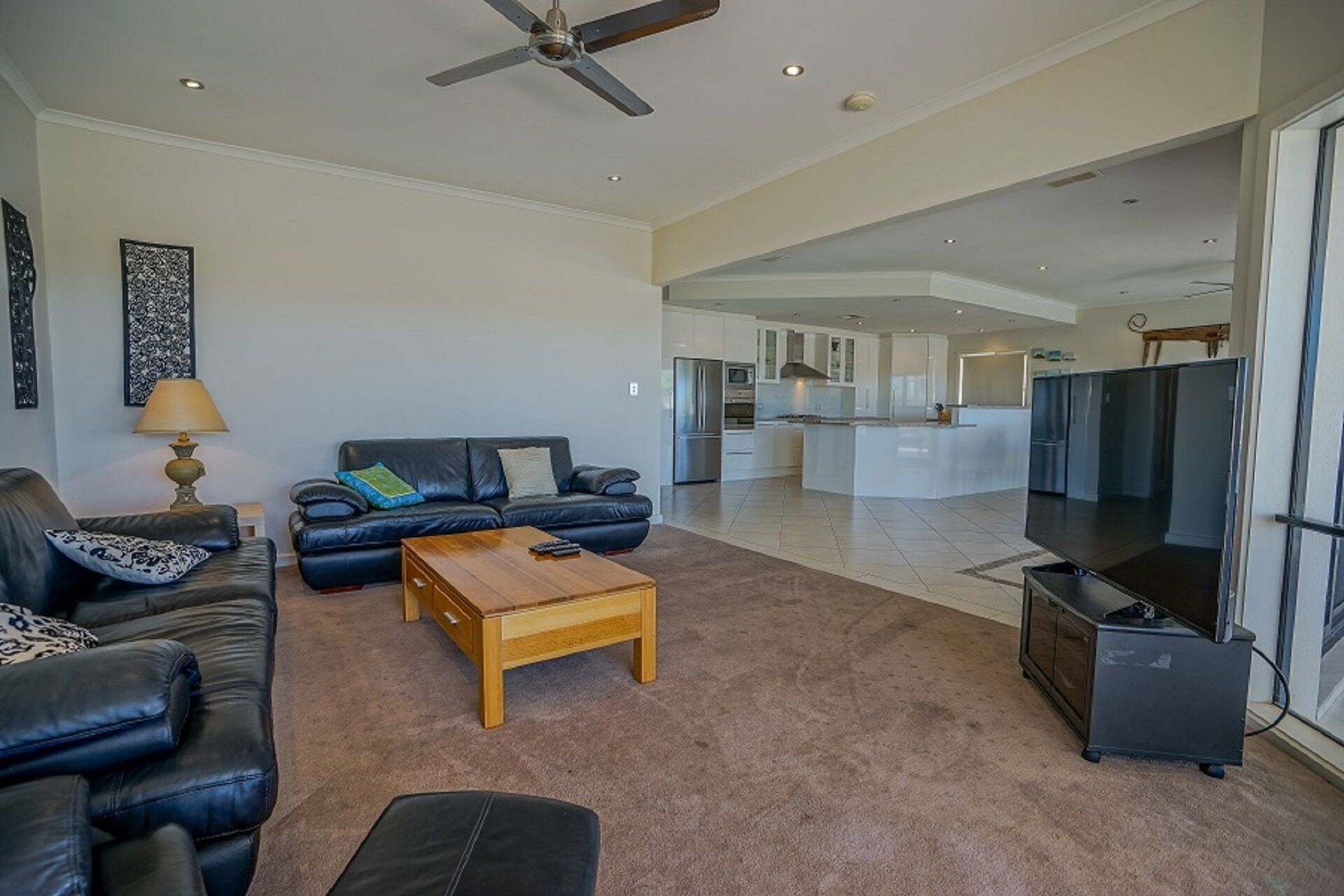 Beautiful marina property with own pontoon — image 21