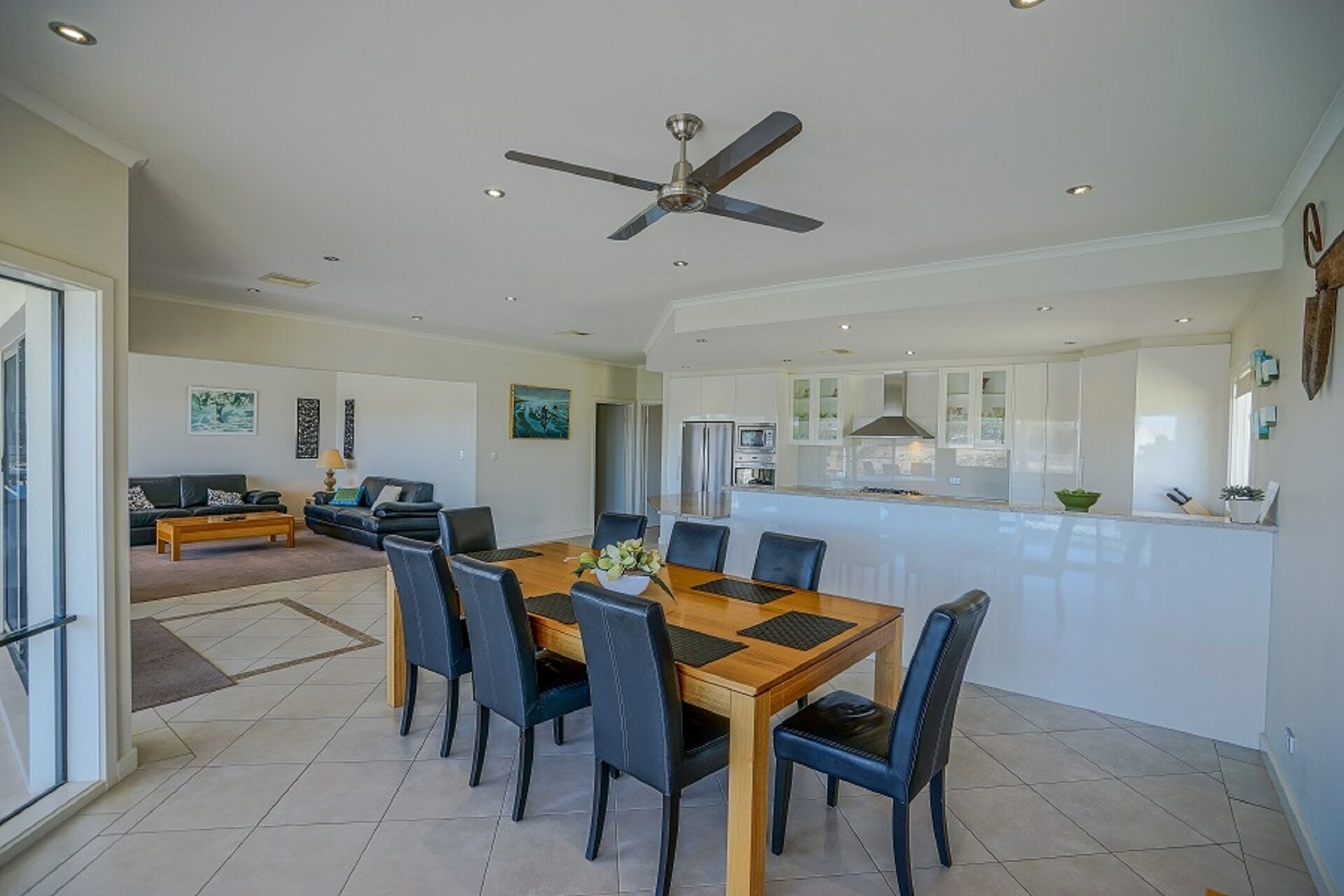 Beautiful marina property with own pontoon — image 12