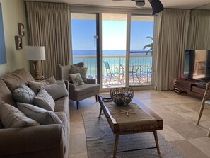 Een smart-tv, Netflix, speelgoed en streamingdiensten