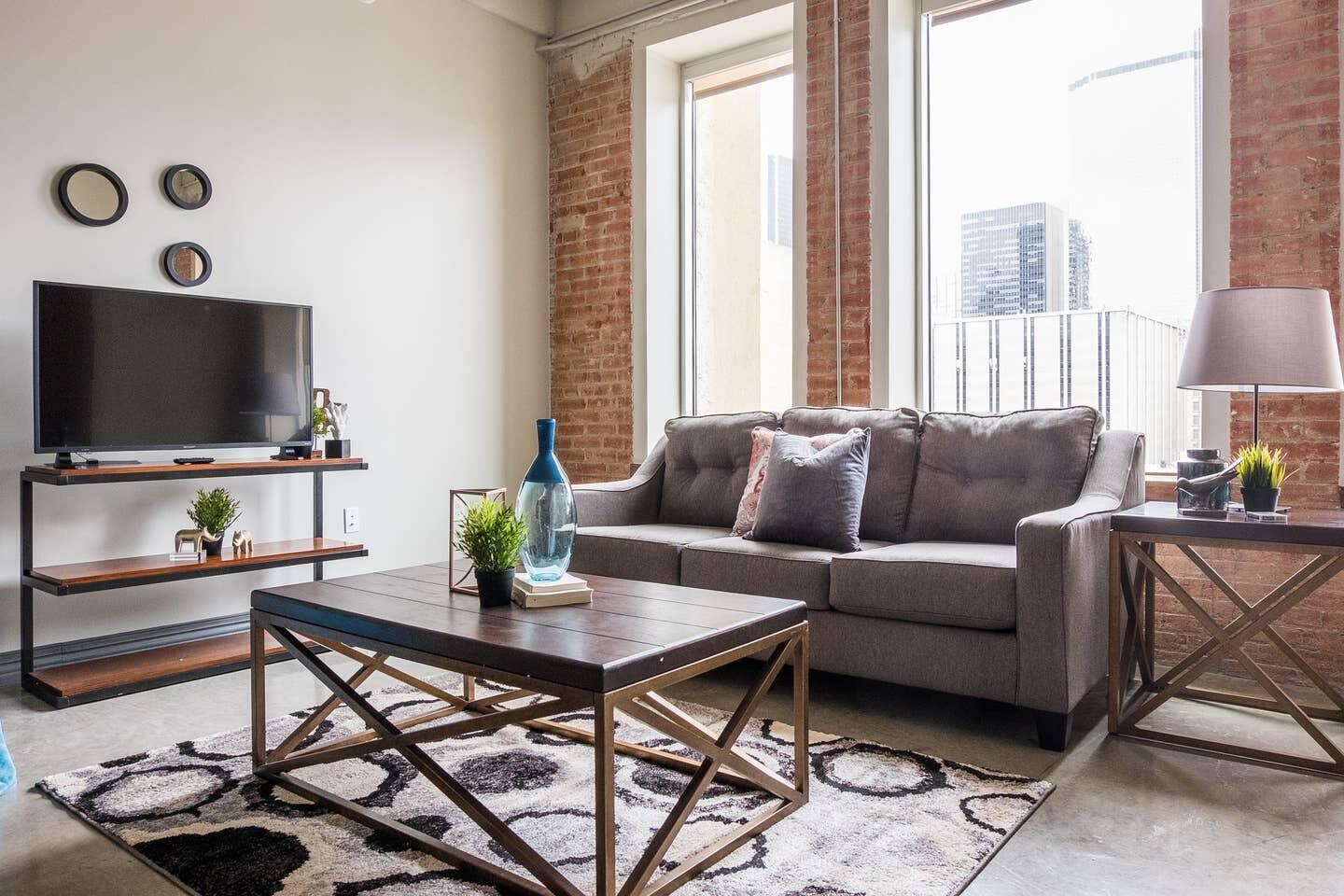 Frontdesk | Spacious 1BR @ Arts + Culture