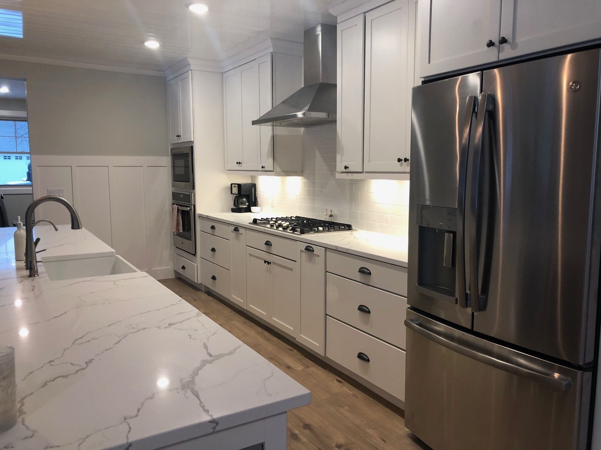 5 bedroom 3 bath / 11 beds / In town Traverse City w/ heated Pool on Cedar Lake!