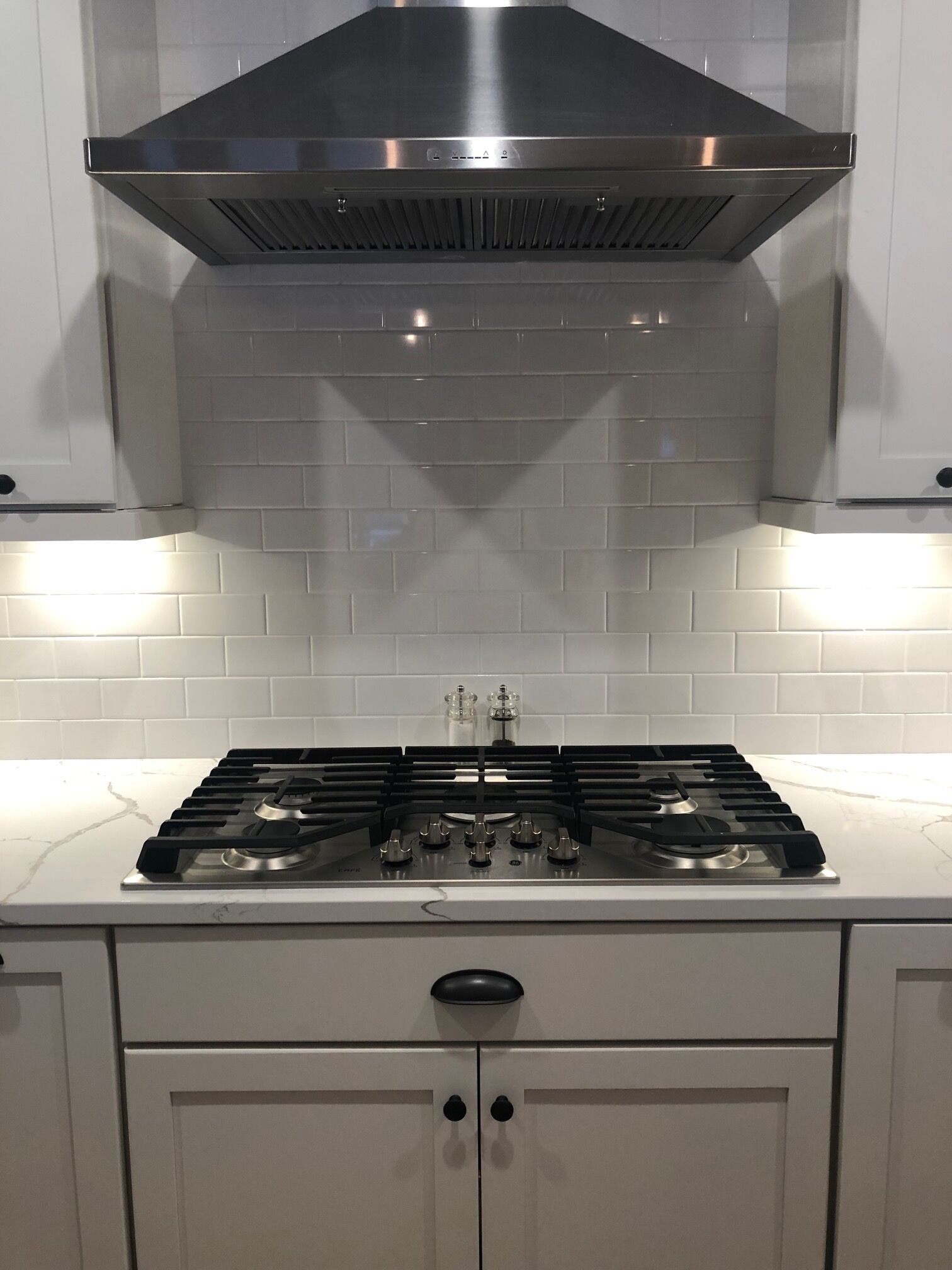 5 bedroom 3 bath / 11 beds / In town Traverse City w/ heated Pool on Cedar Lake!