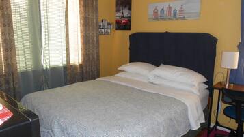 1 chambre, bureau, fer et planche à repasser, Wi-Fi gratuit