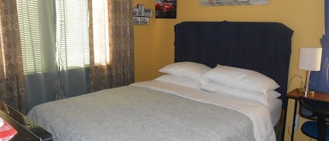 1 bedroom, desk, iron/ironing board, free WiFi
