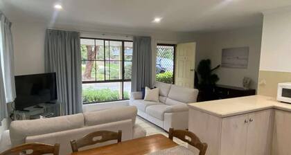 1 Carrickalinga Cove Apartments U1