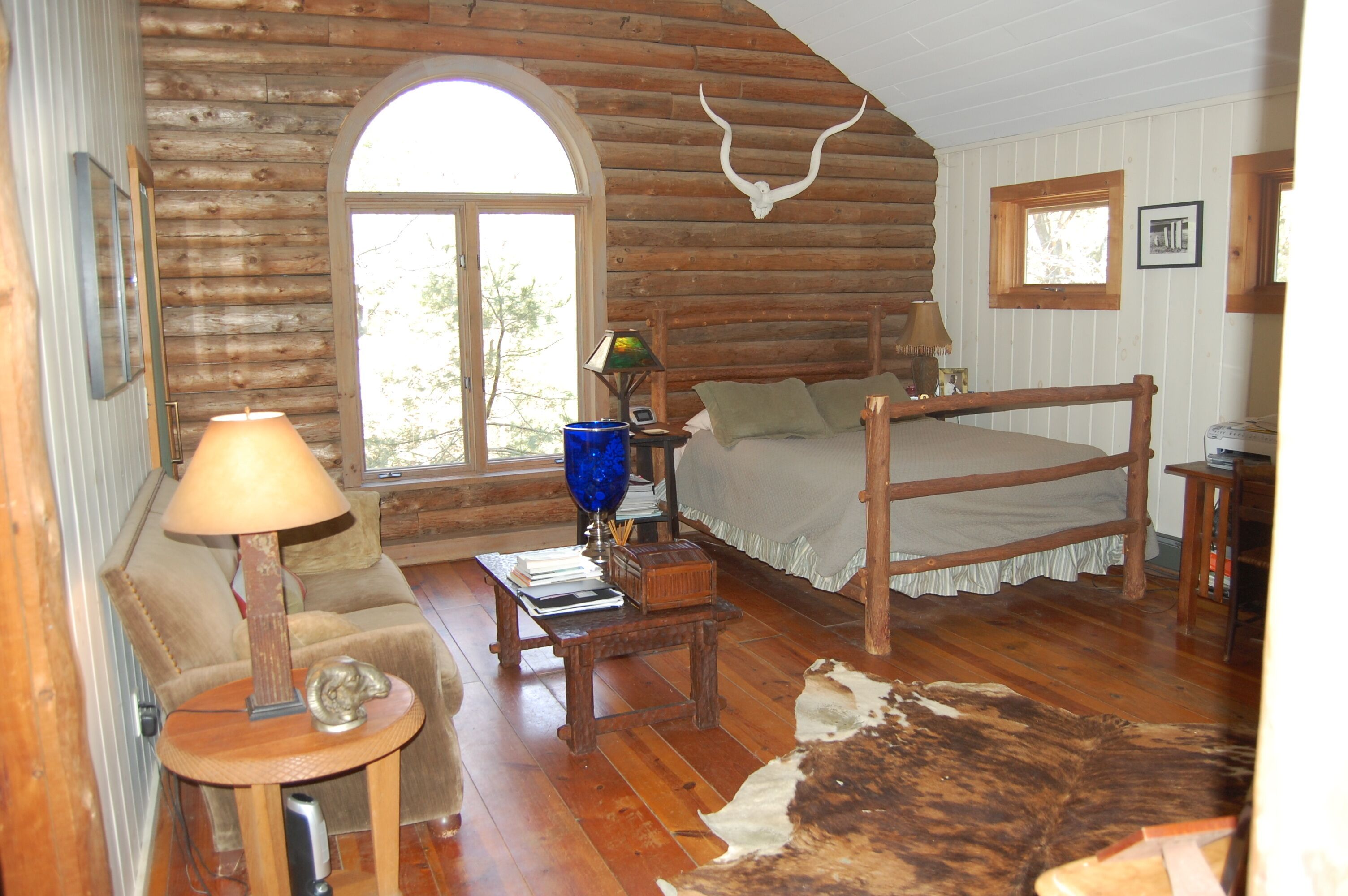 Private Rustic Lodge -  Ideal For the Fall foliage weekends and restful Holidays