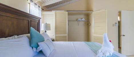 3 間睡房、房內夾萬、熨斗/熨衫板、Wi-Fi