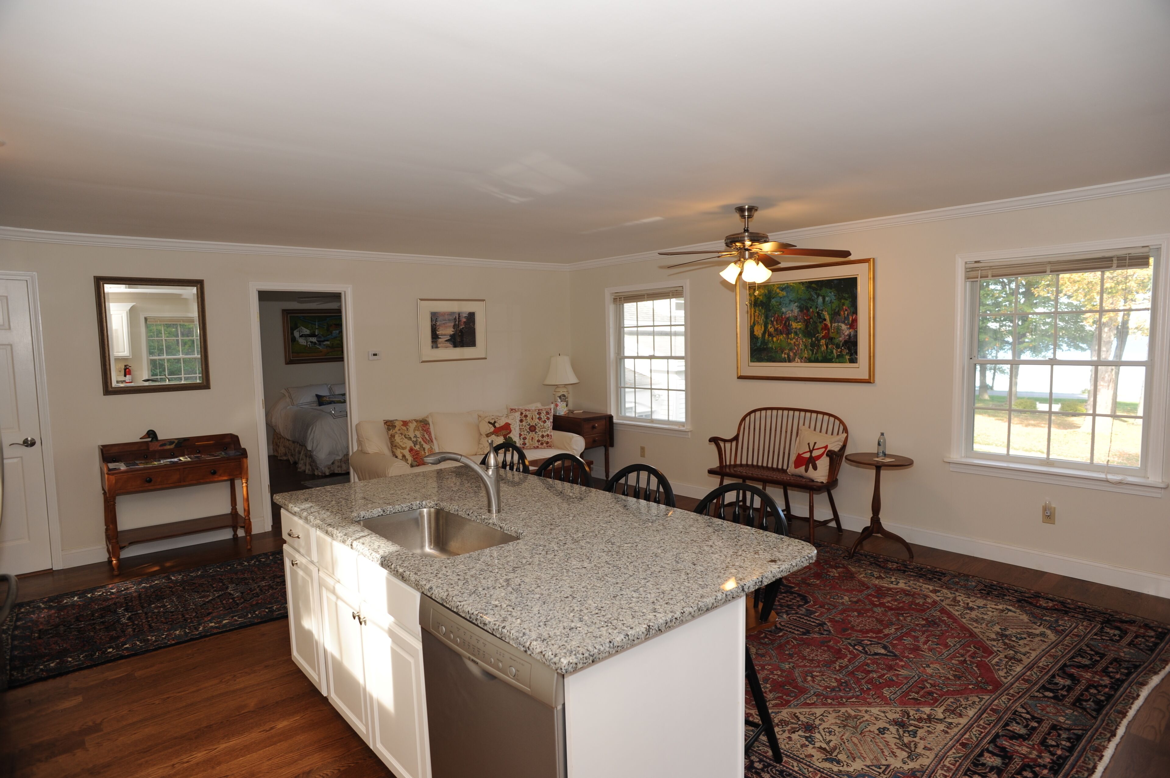 Luxury  Carriage House on Maple Grove Estate