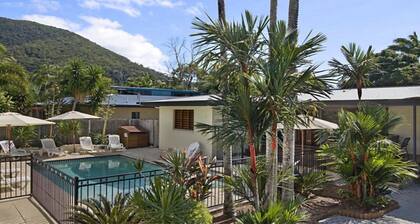 TROPISCHE ESSENZ @ PALM COVE