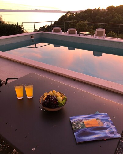 Charming house with oversized heated pool