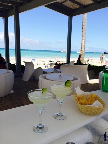 Playa Turquesa - B-302 -Premier Beachfront Ocean View 