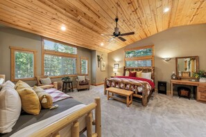 3 camere, una scrivania, ferro/asse da stiro, Wi-Fi gratuito