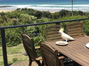 Outdoor dining - Uringa at Skenes Creek (Skenes Creek)