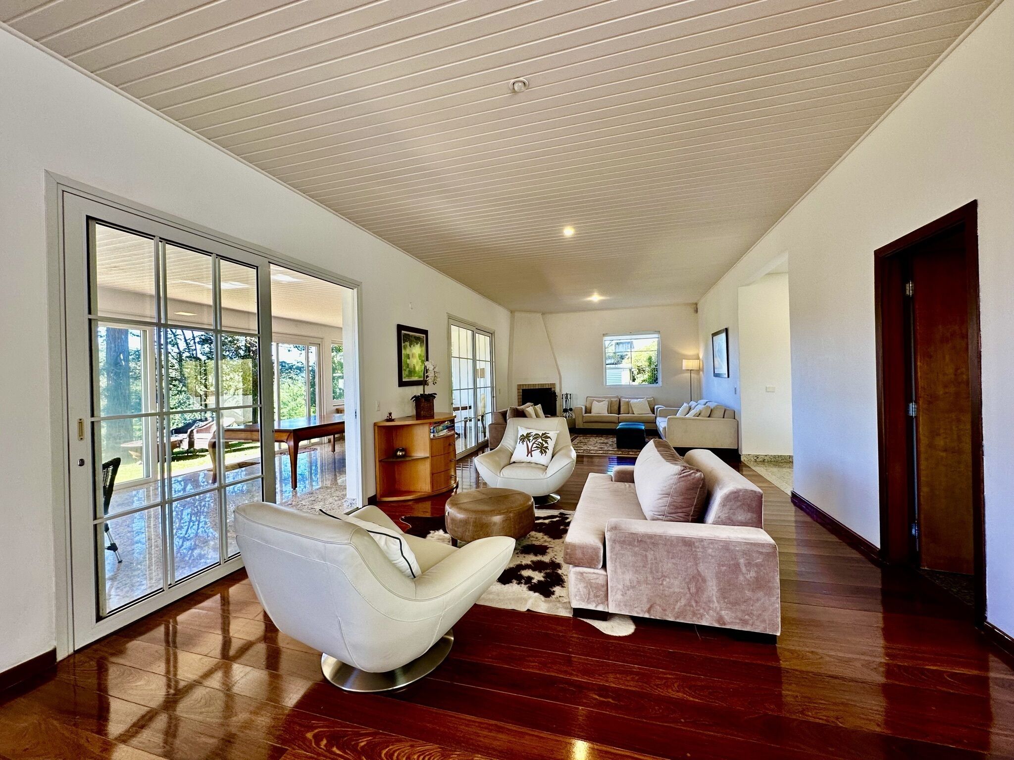 American style house next to Hotel Vila Inglesa 