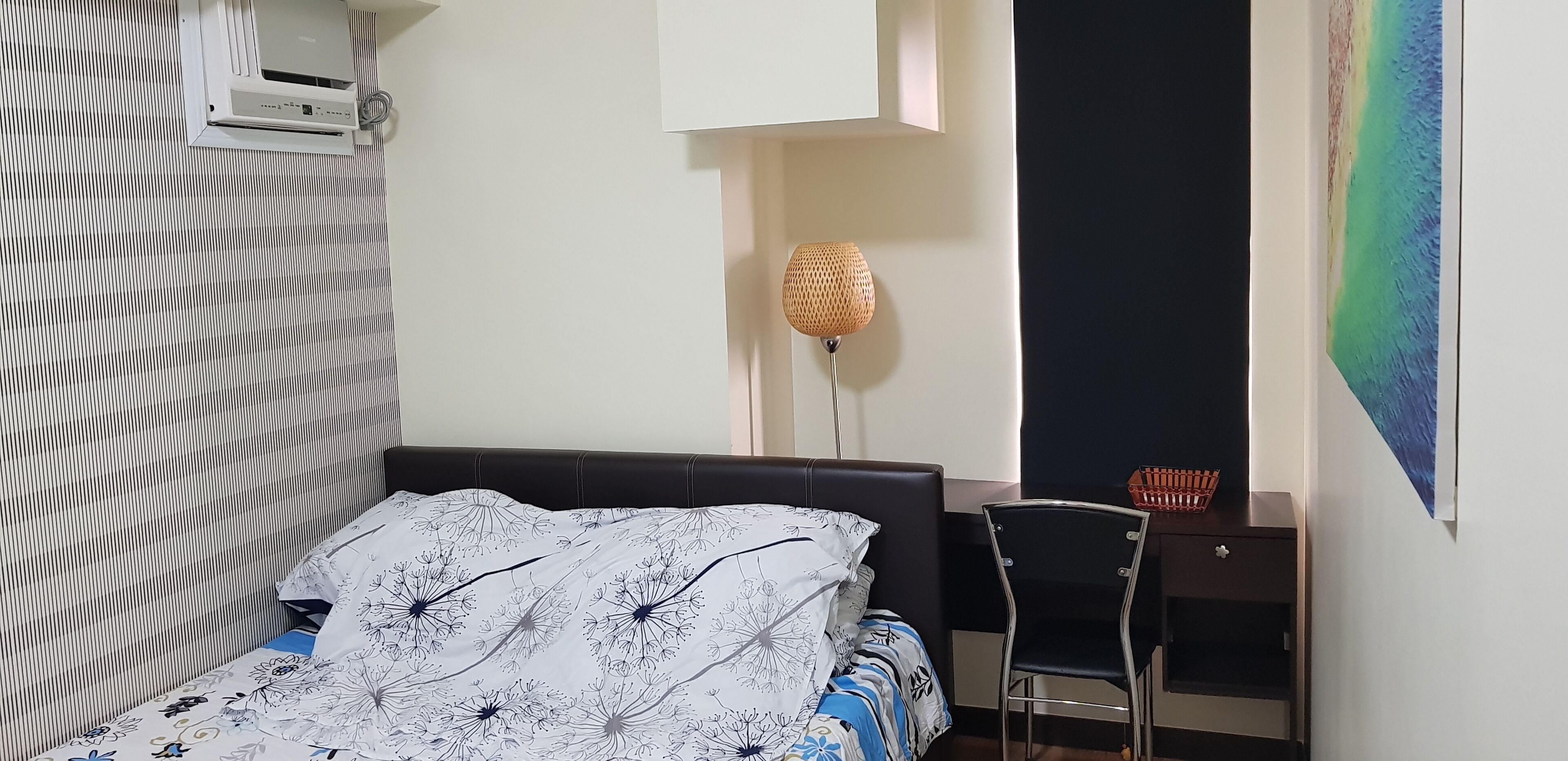 Mark's @ Zinnia with Netflix and Fast Internet