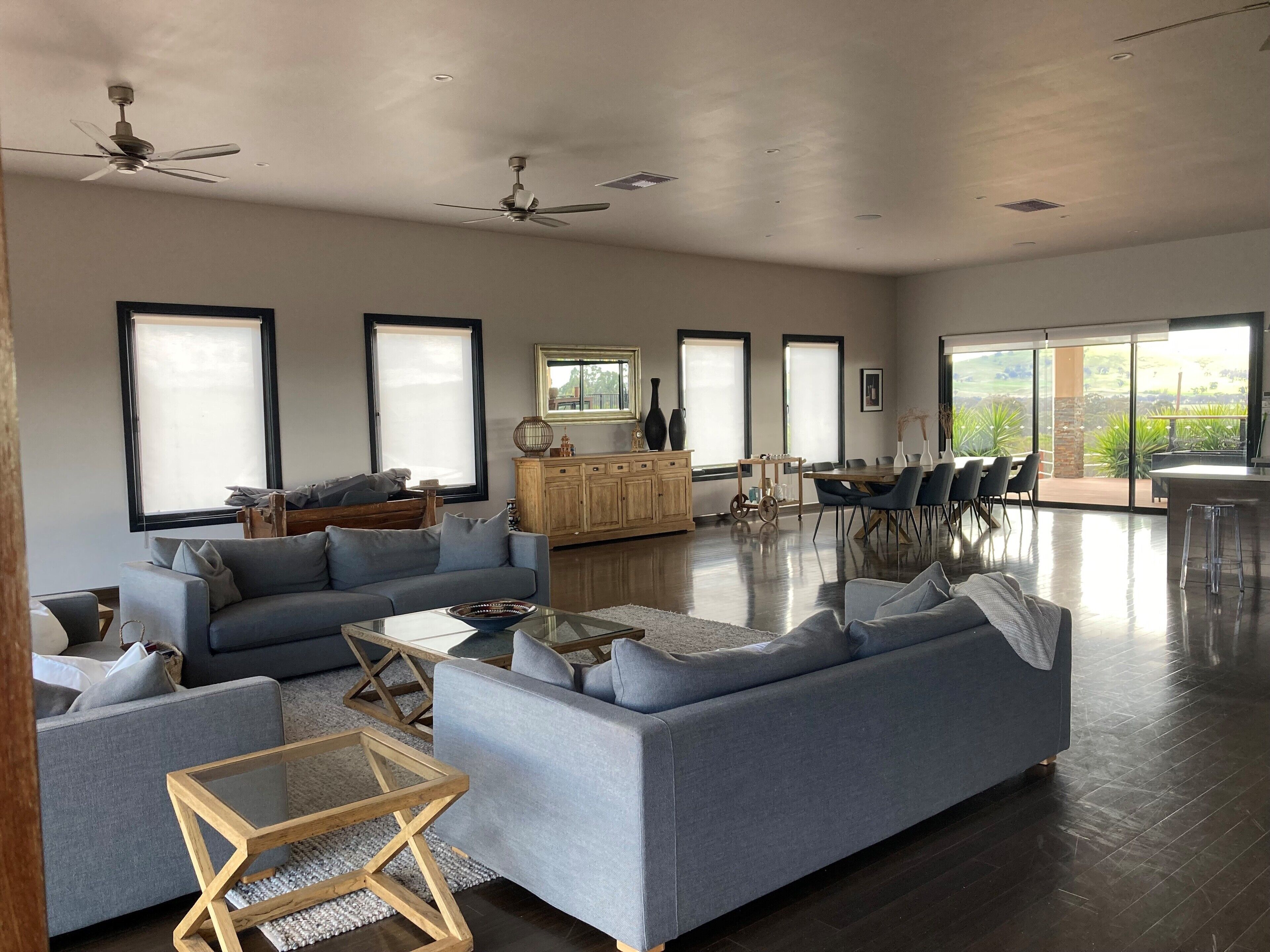 House On The Hill - Heathcote Getaway