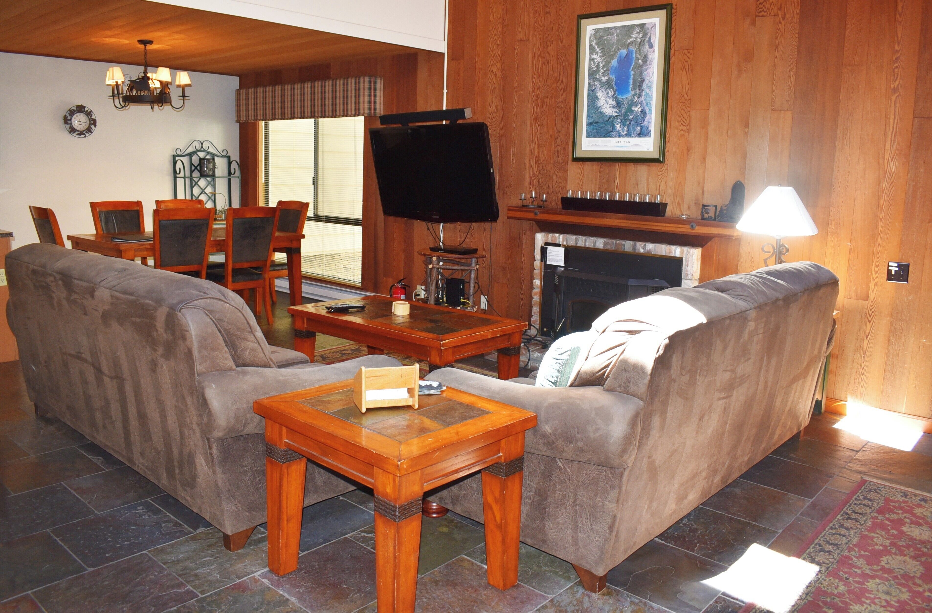 3BR 2BA Condo Remodeled New Granite Counters Gas Range Slate Floors