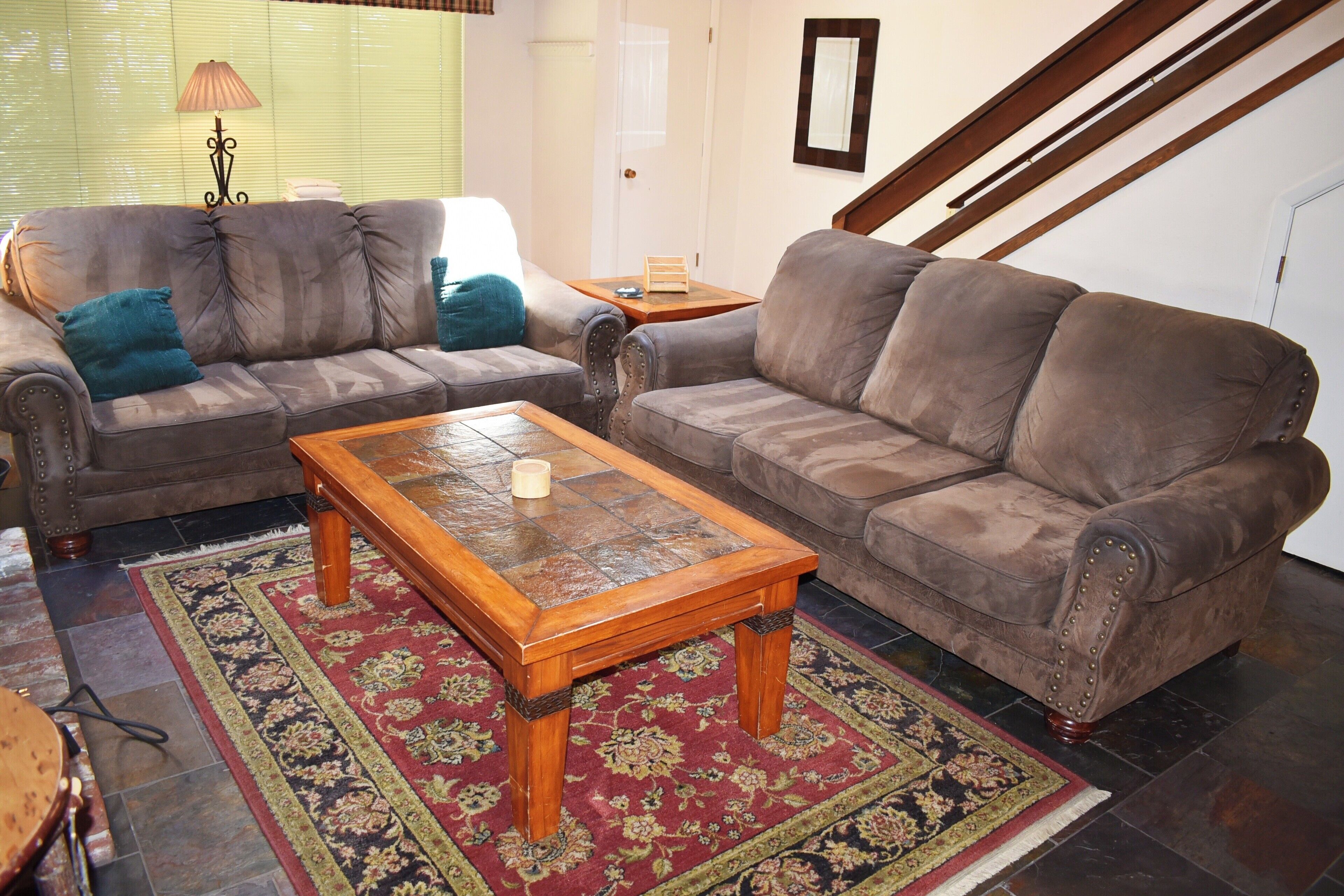 3BR 2BA Condo Remodeled New Granite Counters Gas Range Slate Floors