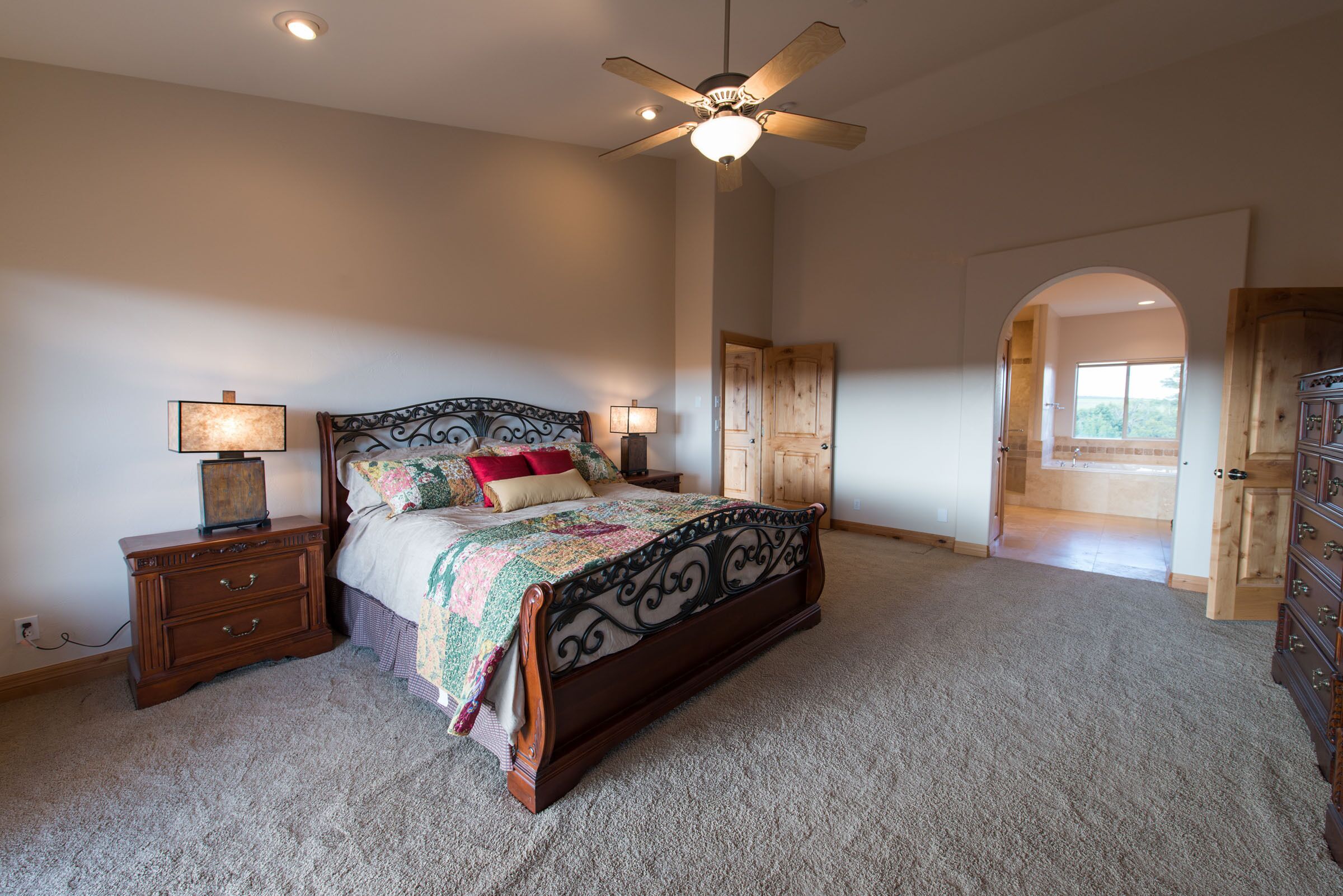 4 bedrooms, WiFi, bed sheets