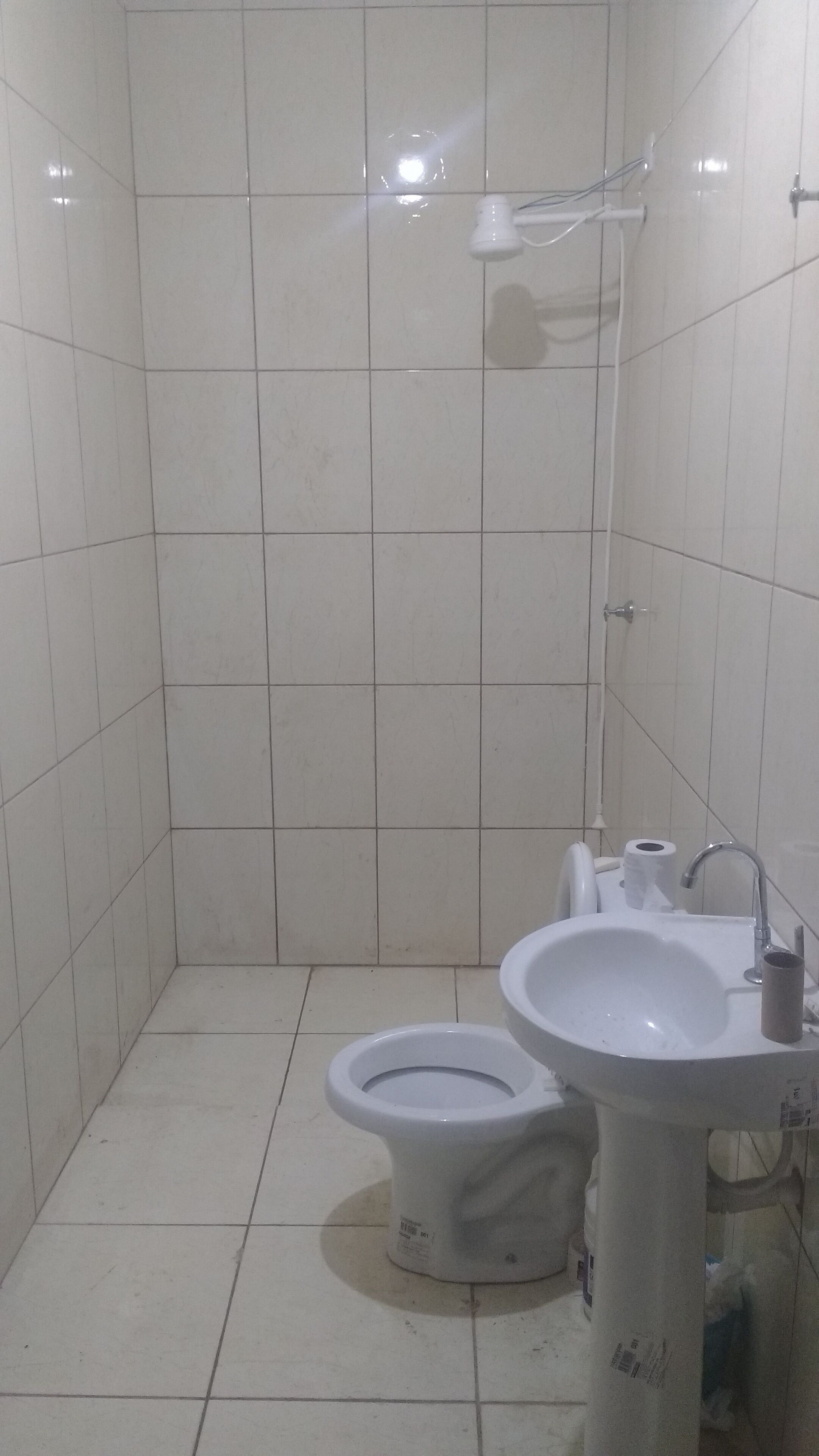 Kitchen, living room, bedroom, bathroom with laundry