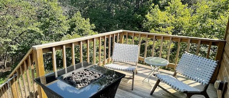 Bañera de hidromasaje al aire libre