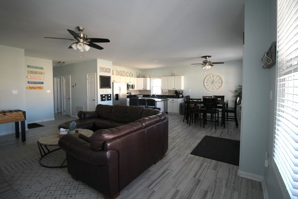 4 Bedroom 2 Bath Condo 2 Blocks from Beach and Boards