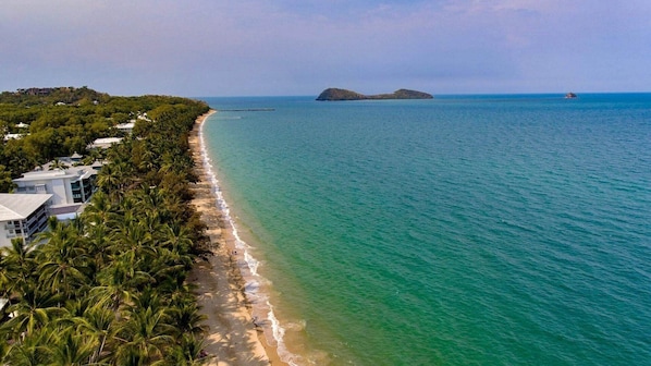 Beach - CANOPY HOUSE @ PALM COVE (PALM COVE)