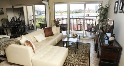 Great weekend get away overlooking Downtown Louisville, KY and the Ohio River