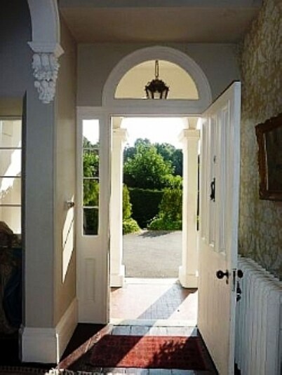 Georgian Manor With Panaromic Sea Views