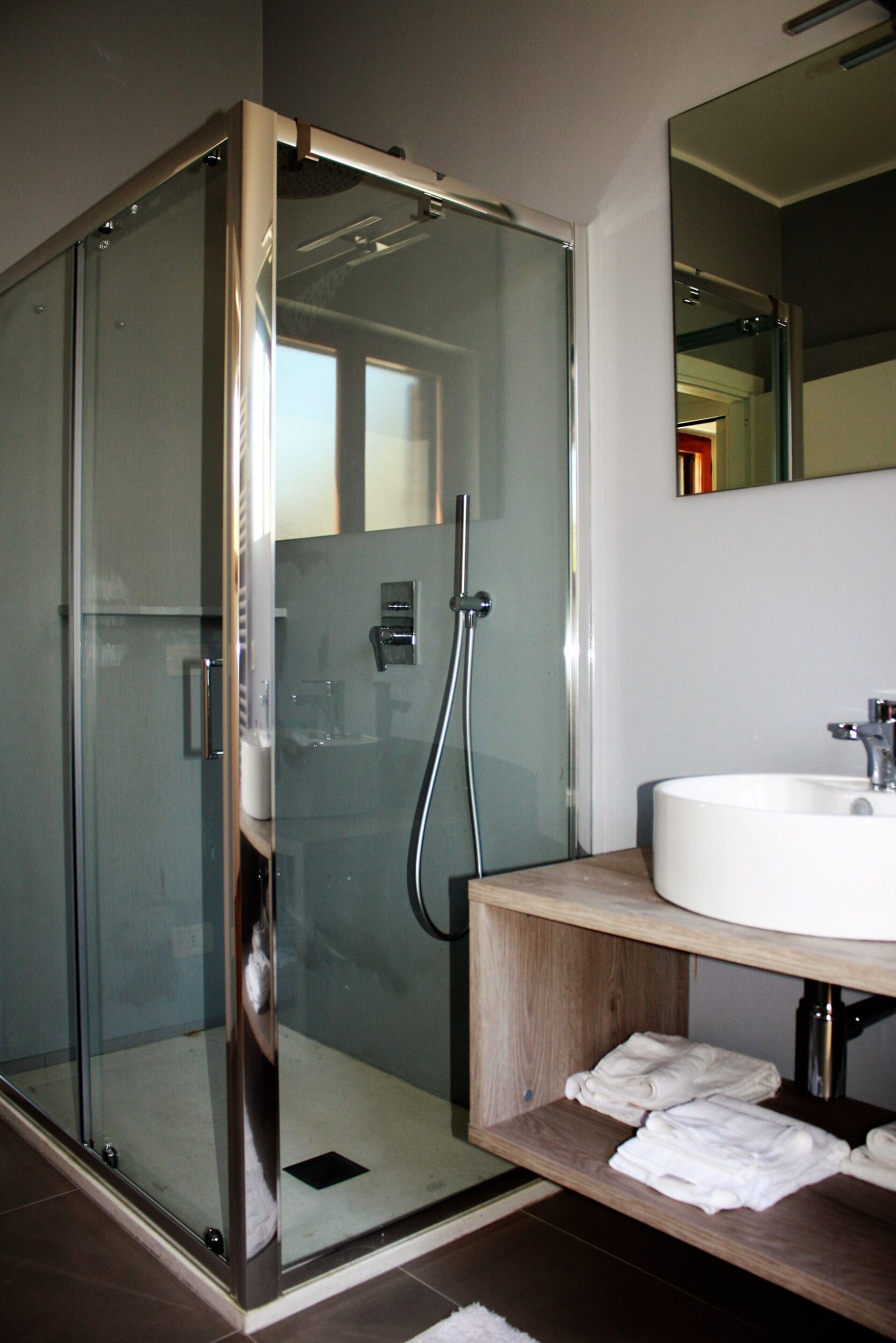 A stone's throw from the beaches and the center, Casa Cala Monaci awaits you